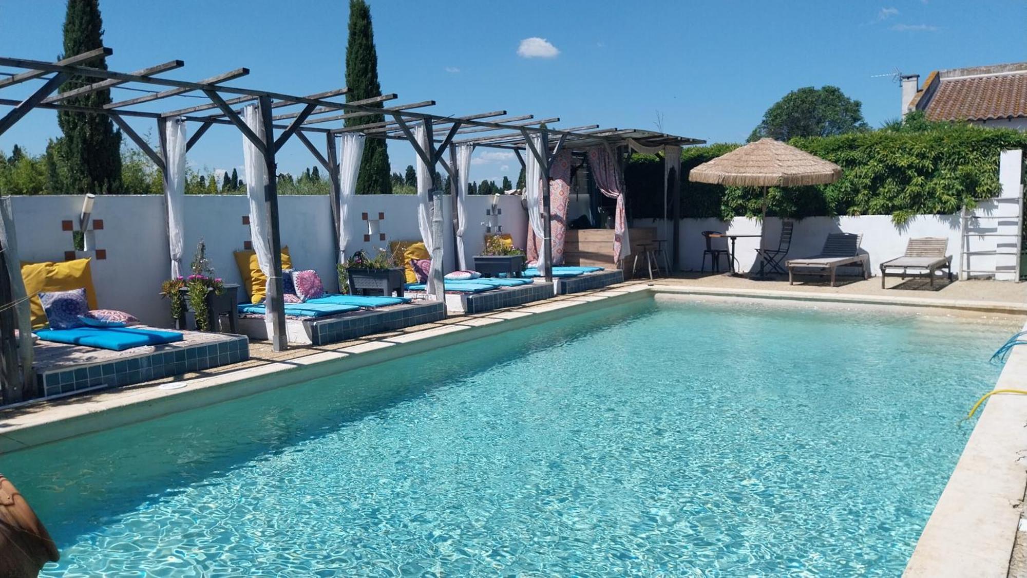 Hotel Terre De Boheme Vestric-et-Candiac Zewnętrze zdjęcie