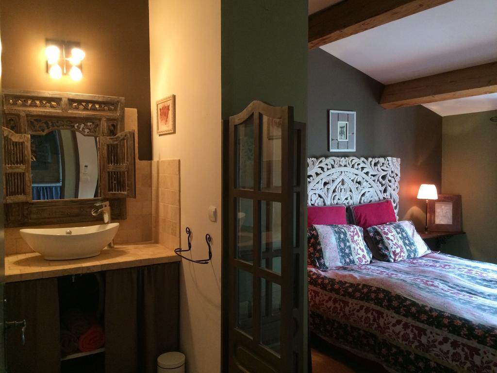 Hotel Terre De Boheme Vestric-et-Candiac Zewnętrze zdjęcie