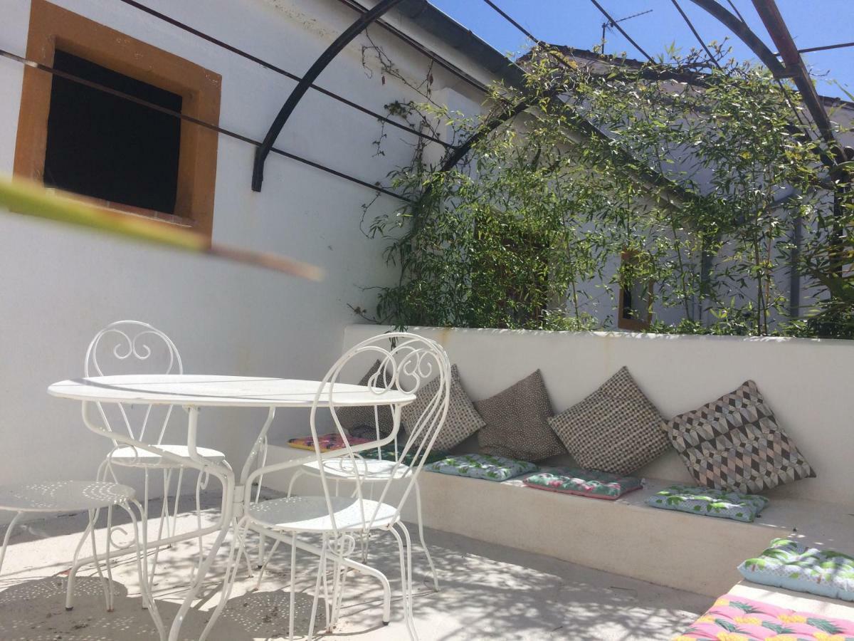 Hotel Terre De Boheme Vestric-et-Candiac Zewnętrze zdjęcie